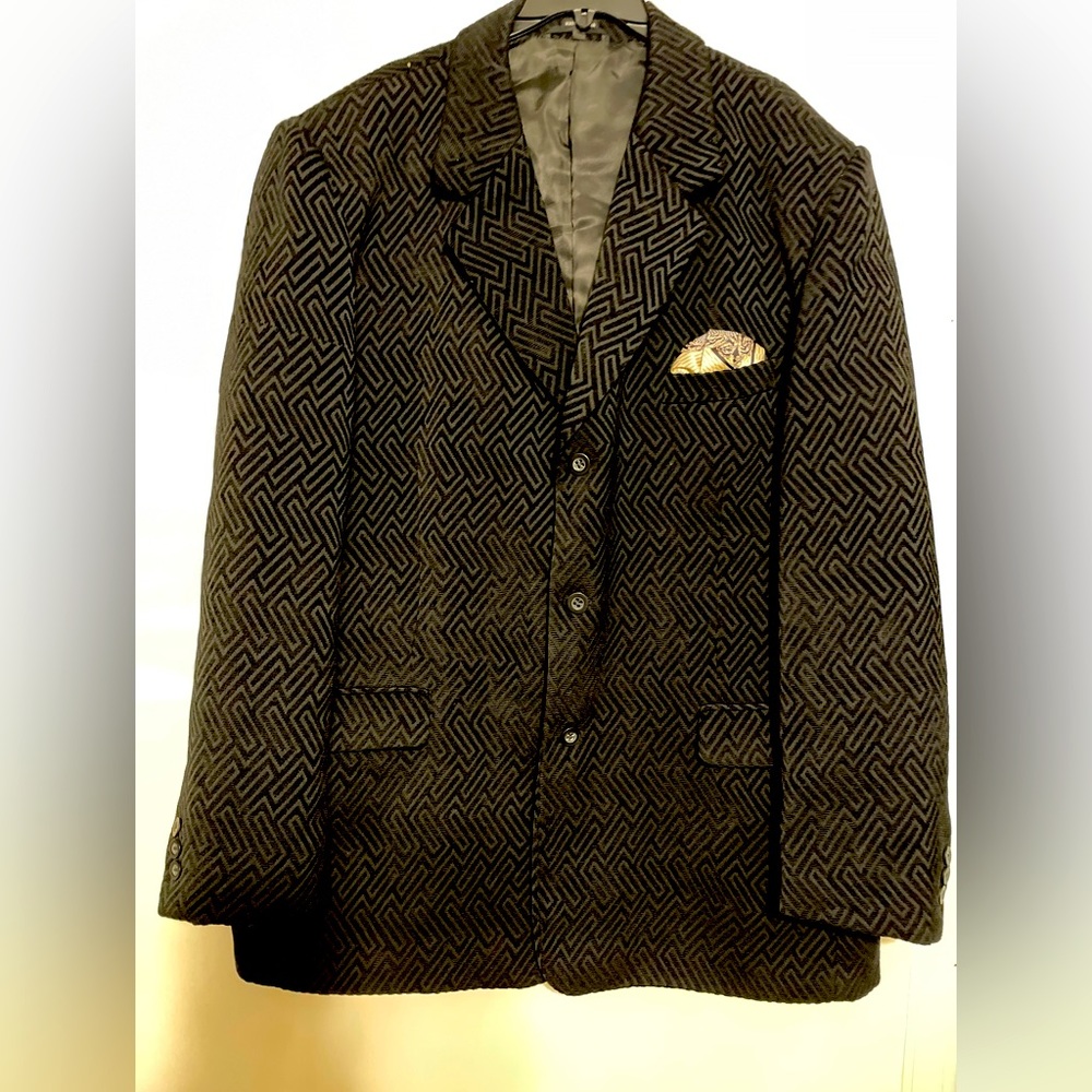 Men’s Dinner Jacket